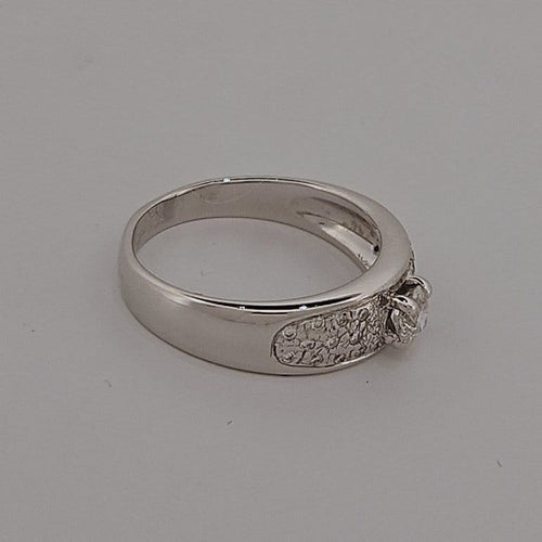 Bague 52 Bague en or blanc avec diamants 58 Facettes 2153873