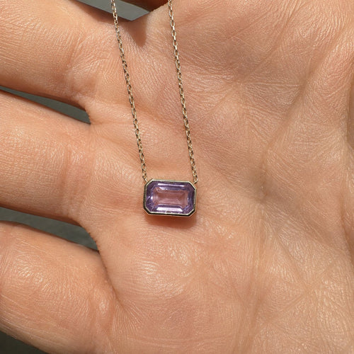 Collier AITCHES - Collier saphir violet en or 18K 58 Facettes GPD1015PU