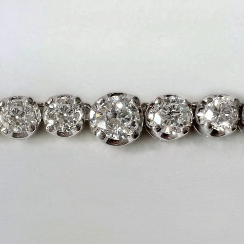 Collier AITCHES - Collier tennis dégradé en or blanc 18K et diamants 58 Facettes GPD1055WG