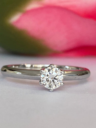 Bague 54 Bague de fiançailles - Solitaire en or blanc 18 kt diamants 58 Facettes ring