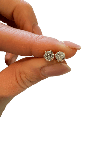 Boucles d'oreilles puces en or jaune 18 ct et diamants taille ancienne 58 Facettes