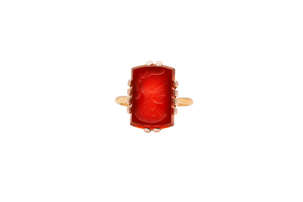 Bague 52 Bague intaille soldat antique en or jaune et cornaline 58 Facettes Ref4009