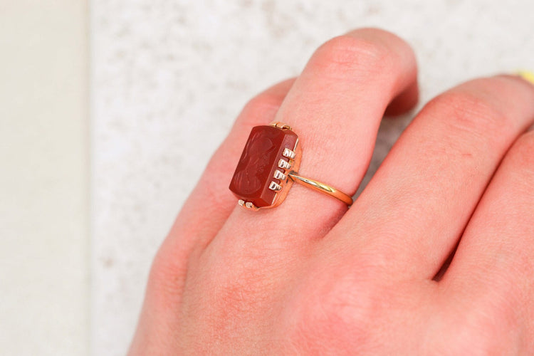 https://www.noircarat.fr/wp-content/uploads/2026/05/bague-ancienne-or-2.jpg