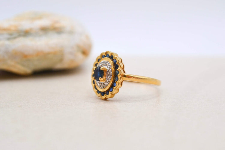 https://www.noircarat.fr/wp-content/uploads/2026/05/bague-ovale-vintage.jpg
