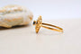 https://www.noircarat.fr/wp-content/uploads/2026/05/bague-ovale-saphir.jpg