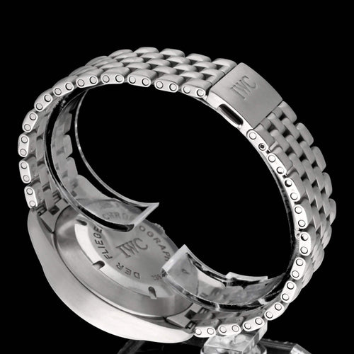 https://cdn.shopify.com/s/files/1/0013/2762/8363/files/IWC.PLT.005_3-2kopieren.3.jpg?v=1779192794