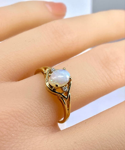 Inel 54 Inel din aur galben de 18 carate, opal și diamante 58 Facettes AB729