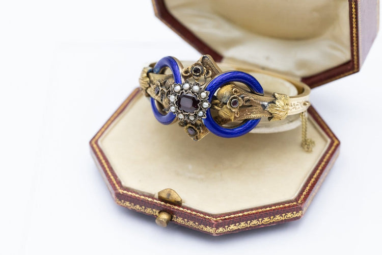 Armband Biedermeier-armband i gult guld, granat, pärlor och emalj 58 Facettes 12198