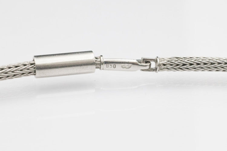 Halskette Zeitgenössische Halskette aus Platin, Weißgold, Saphir und Diamanten 58 Facettes 12159