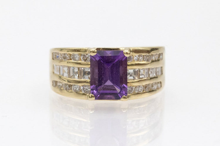 Ring 51 Ring Zegelring vintage in geelgoud, amethist en diamanten 58 Facettes 12155