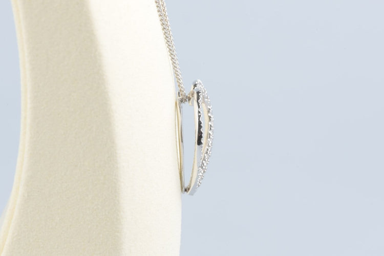 Naszyjnik Naszyjnik z sercem z białego złota 18K i diamentami 58 Facettes CL53500093-107