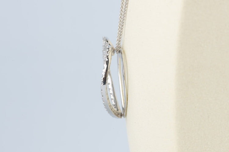 Naszyjnik Naszyjnik z sercem z białego złota 18K i diamentami 58 Facettes CL53500093-107