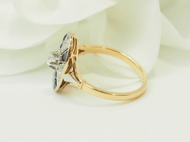 Anel 55 Anel Art Deco em ouro amarelo, Platina, safiras e diamantes 58 Facettes 33770