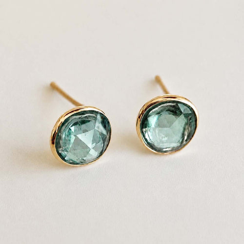 Boucles d'oreilles Love More - Boucles d’oreilles en or 18K et saphirs verts 58 Facettes GER1041GN