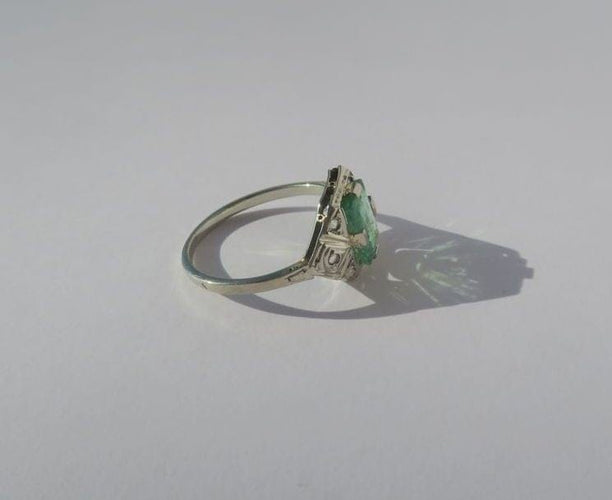Bague 54 Bague Art déco en or blanc 18k, émeraude et diamants 58 Facettes Bague