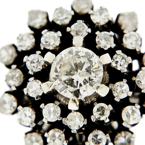 https://api-ledial.emberware.it/app/uploads/2026/05/39574-anello-oro-fiore-diamanti_10.jpg