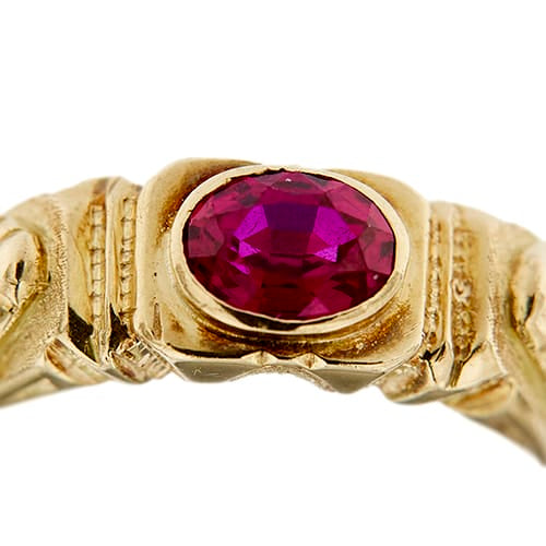 https://api-ledial.emberware.it/app/uploads/2026/05/41489-anello-oro-vintage-uomo-rubino_10.jpg