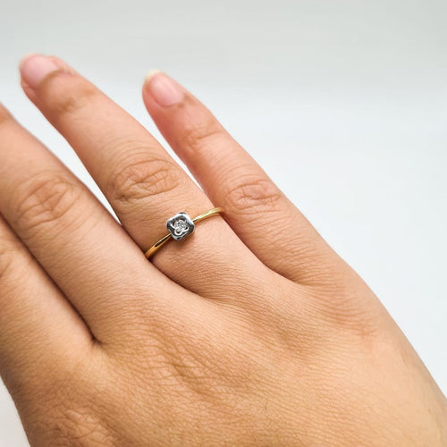 Bague 53 Bague en or jaune et blanc 18 carats et diamants 58 Facettes #BT