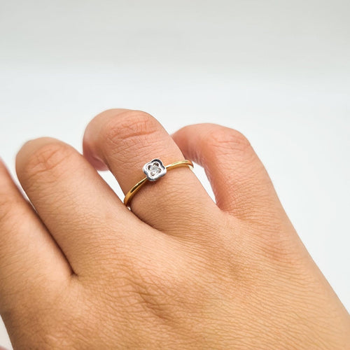 Bague 53 Bague en or jaune et blanc 18 carats et diamants 58 Facettes #BT