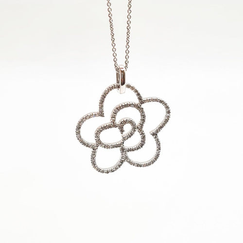 Collier Collier fleur en or blanc 18 carats et diamants 58 Facettes #5020