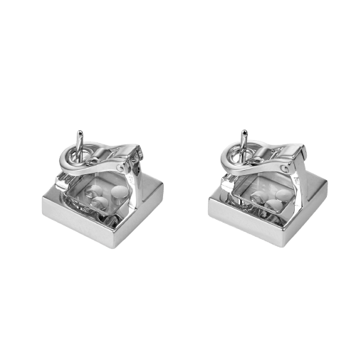 Boucles d'oreilles Chopard Happy Diamonds - Boucles d'oreilles carrées en or blanc et diamants 58 Facettes 257
