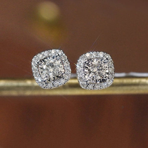 Boucles d'oreilles Embrace - Boucles d'oreilles halo en or blanc 18K et diamants 58 Facettes GER1353WG