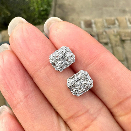 054diaearrings5.jpg