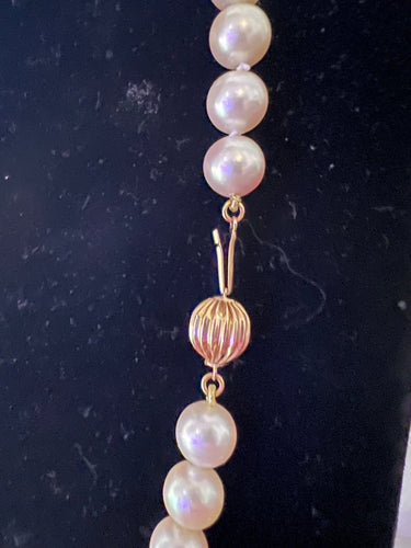 Collier Collier choker - 49 perles Akoya et fermoir en or jaune 18K 58 Facettes 944