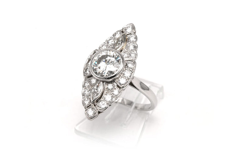 Bague 52 Bague marquise années 70 en or blanc 18 carats et diamants 58 Facettes 23796