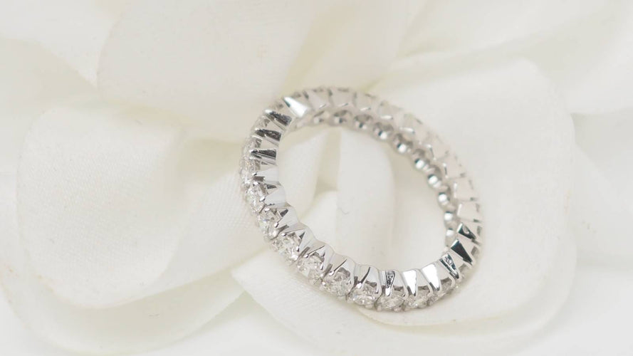 Bague 51 Alliance américaine - Bague en or blanc et diamants 1,30 ct 58 Facettes 32512