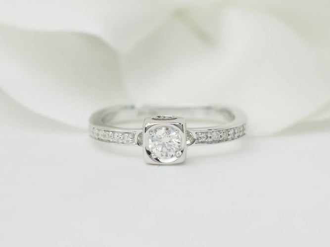 Bague 48 Dinh Van Cube - Bague en or blanc et diamants 58 Facettes 33422