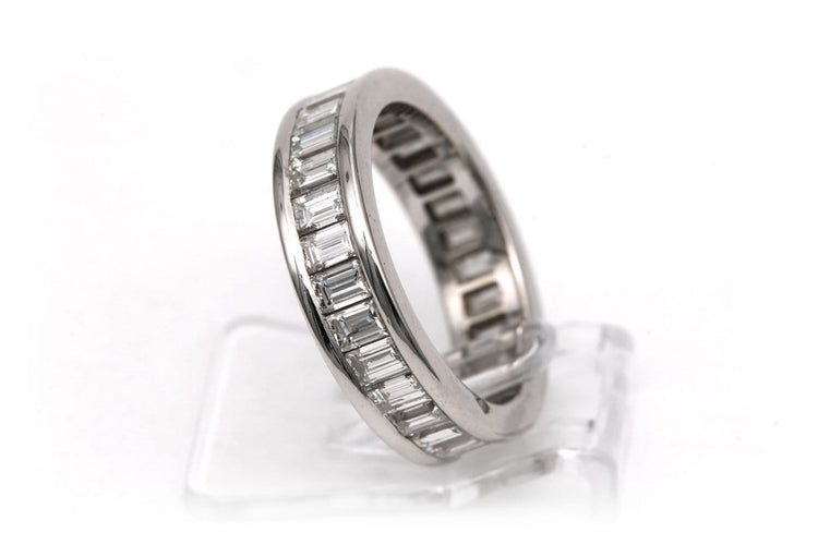 Bague 52 Alliance américaine - Bague en or blanc et diamants baguette 58 Facettes 23831