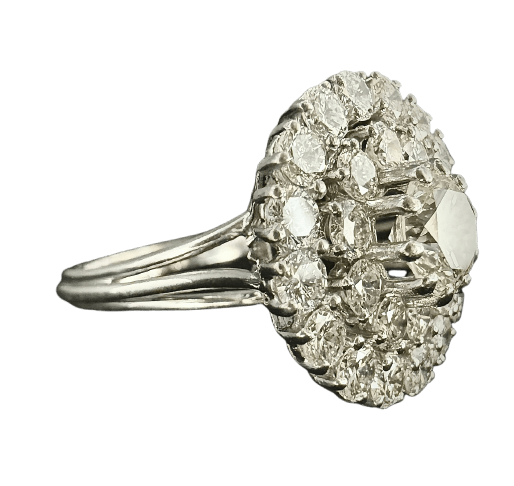 Bague 60 Bague marguerite en platine et diamants 58 Facettes Bague 05