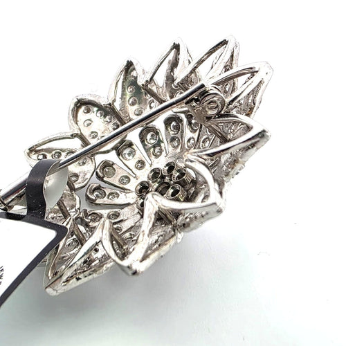 Broche Broche en or blanc 18 ct et diamants 58 Facettes 1156 D OC