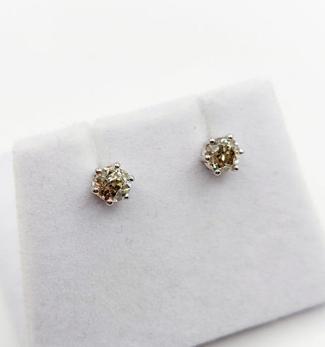 Boucles d'oreilles Puces d'oreilles vintage en or blanc et diamants cognac 58 Facettes A07310