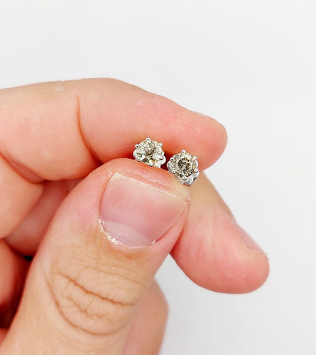 Boucles d'oreilles Puces d'oreilles vintage en or blanc et diamants cognac 58 Facettes A07310