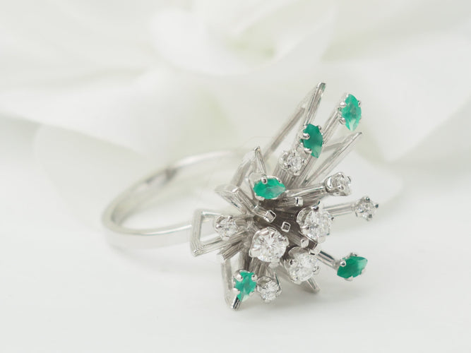 Bague 58 Bague en or blanc, émeraudes et diamants 58 Facettes 33303