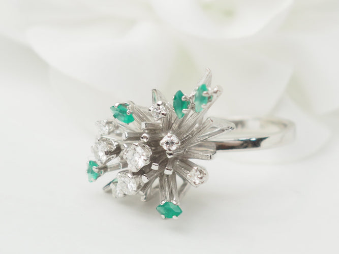 Bague 58 Bague en or blanc, émeraudes et diamants 58 Facettes 33303