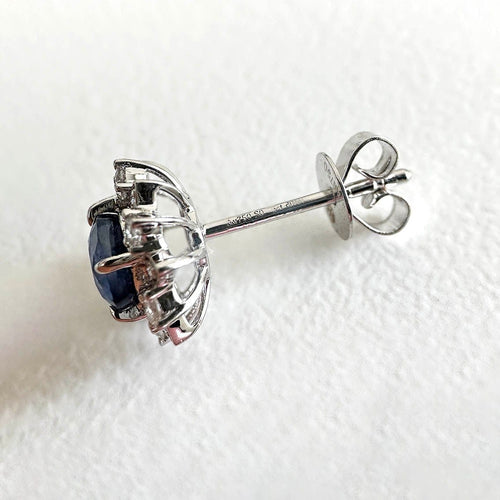 Boucles d'oreilles Snowflake - Boucles d'oreilles en or blanc 18K, diamants et saphirs 58 Facettes GER1021WG