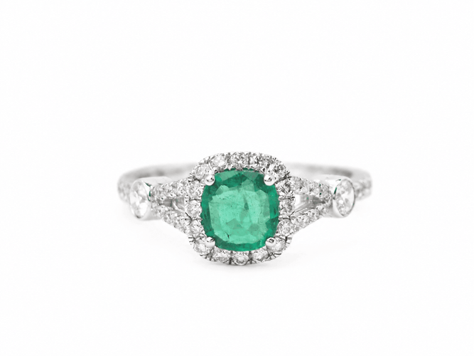 Bague Bague entourage en or blanc, émeraude 0,61 ct et diamants 58 Facettes 33176