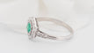 Bague 55.5 Bague hexagonale en platine, émeraude et diamants 58 Facettes 33046