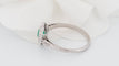 Bague 55.5 Bague hexagonale en platine, émeraude et diamants 58 Facettes 33046