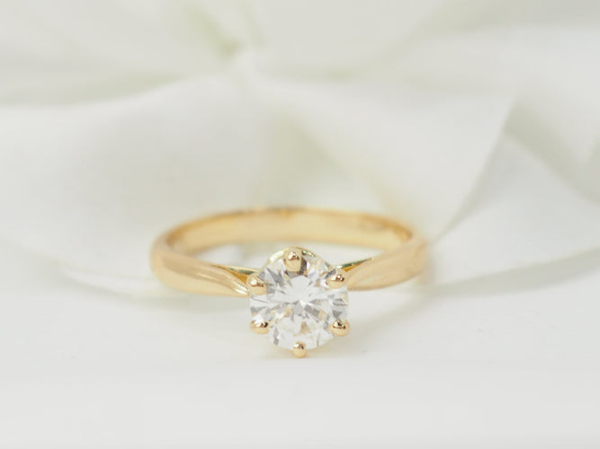 Bague 52.5 Bague solitaire en or jaune et diamant 0,97 ct 58 Facettes 33118