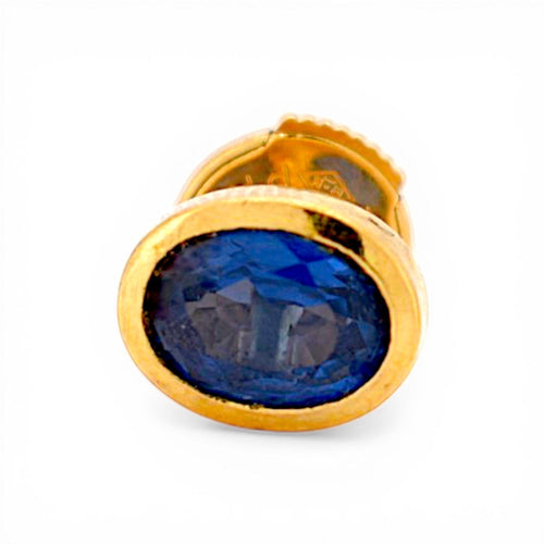 https://cdn.shopify.com/s/files/1/1015/8633/8124/files/stud-earring-gold-sapphire-8_ad8ecc7d-39f3-482f-9873-4742240a13da.jpg?v=1778920698