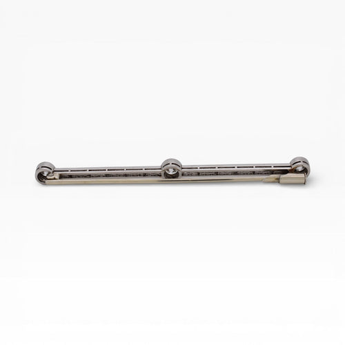 https://cdn.shopify.com/s/files/1/1015/8633/8124/files/art-deco-brooch-1920-platinum-diamonds-4_8d69c6ce-4f5e-41d3-9f74-c581801f749d.jpg?v=1779219686