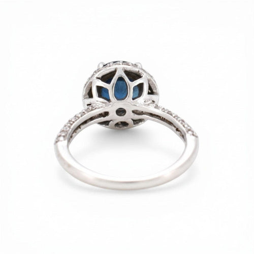 https://cdn.shopify.com/s/files/1/1015/8633/8124/files/antique-jewelry-finds-bague-saphir-diamant-or-18k-a1b2c3d4_f6e0d959-4b58-49b5-9f17-c076805f026e.jpg?v=1778921776