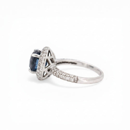 https://cdn.shopify.com/s/files/1/1015/8633/8124/files/antique-jewelry-finds-bague-saphir-diamant-or-18k-a1b2c3d4.jpg?v=1778921776