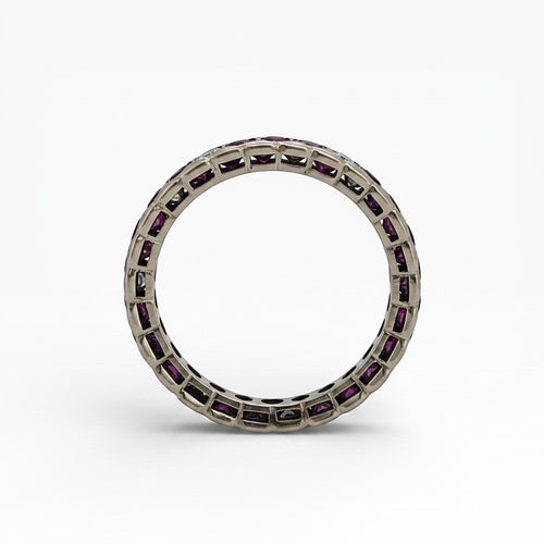 https://cdn.shopify.com/s/files/1/1015/8633/8124/files/antique-jewelry-finds-bague-eternite-rubis-diamants-or-18k-vintage-a1b2c3d4_d9014aab-e582-4af1-9f4f-3d3790d8c2b6.jpg?v=1778928624