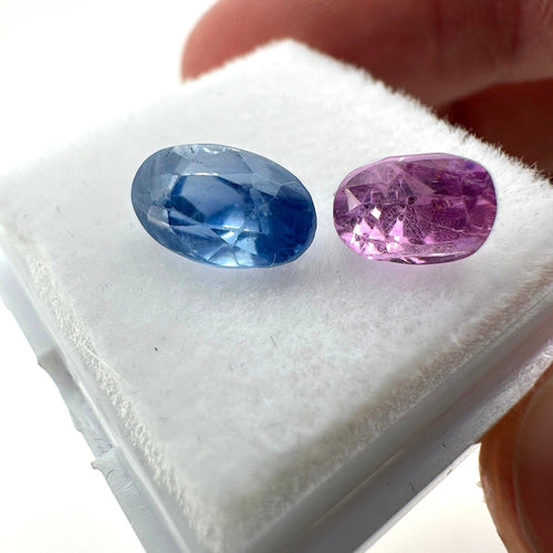 https://cdn.shopify.com/s/files/1/1015/8633/8124/files/nheated-old-cut-sapphires-ceylon-back-view.jpg?v=1779879273