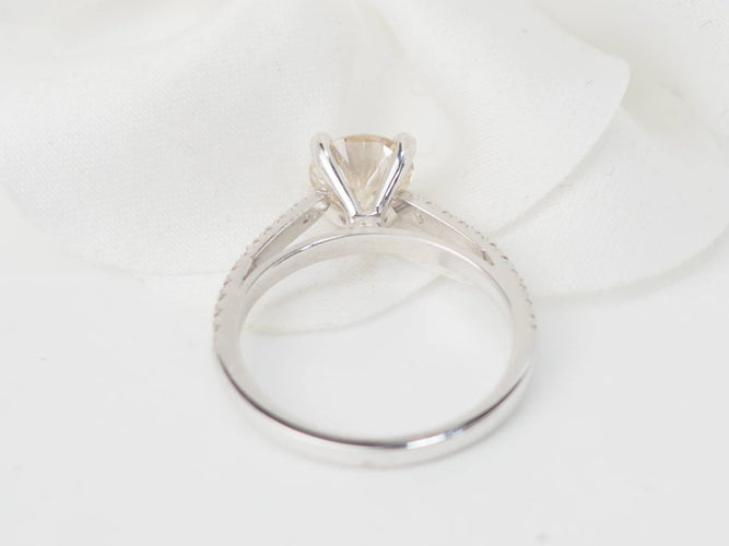 Bague 54 Bague solitaire en or blanc et diamants 1,20 ct 58 Facettes 32038